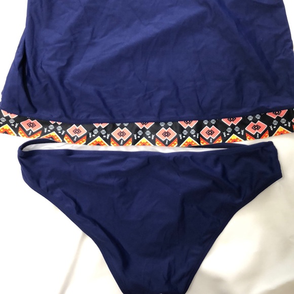 Cute royal blue tankini Sz L. Never been worn. - Picture 5 of 6